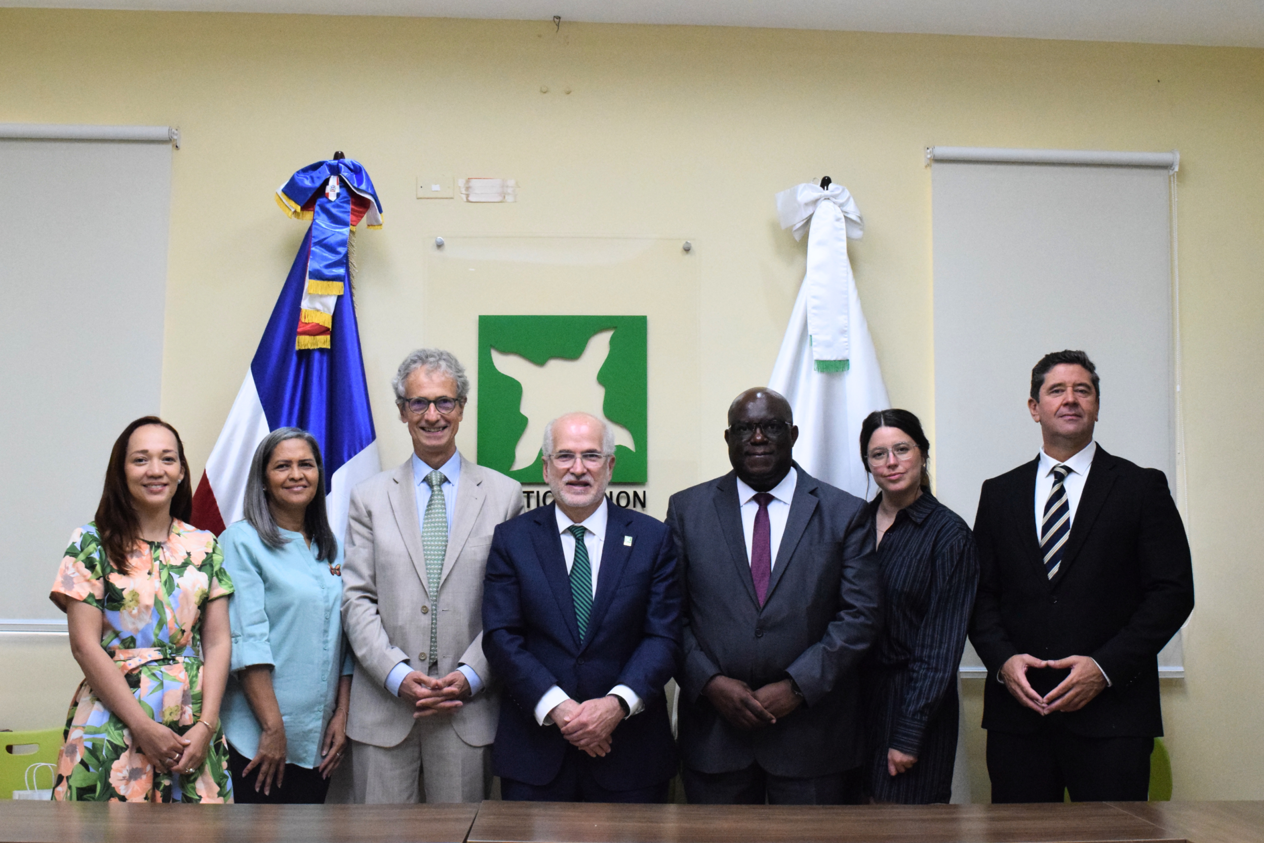 Delegación de Transparencia Internacional e IACC desarrolla agenda de trabajo en República Dominicana de cara a la Conferencia Internacional Anticorrupción 2026